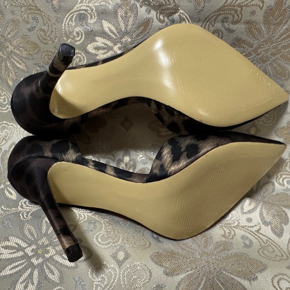 Guess Stilettos - Picture 5 of 5